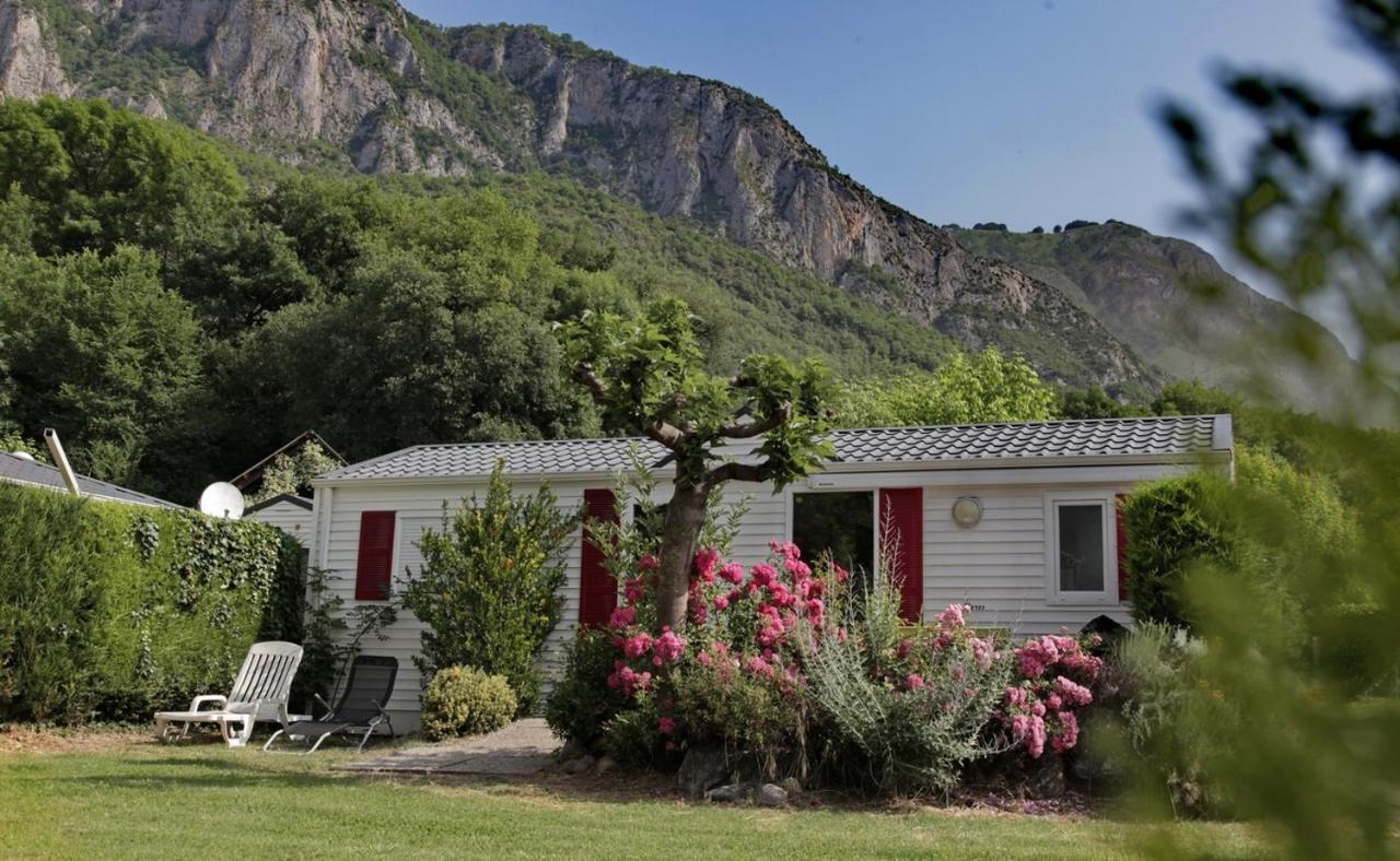 Camping Ecovillage Soleil Du Pibeste Agos-Vidalos Екстериор снимка